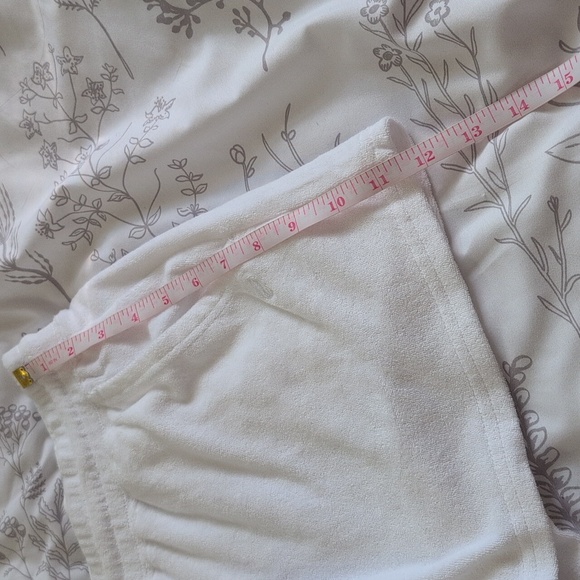 Fabletics shorts - Picture 5 of 6